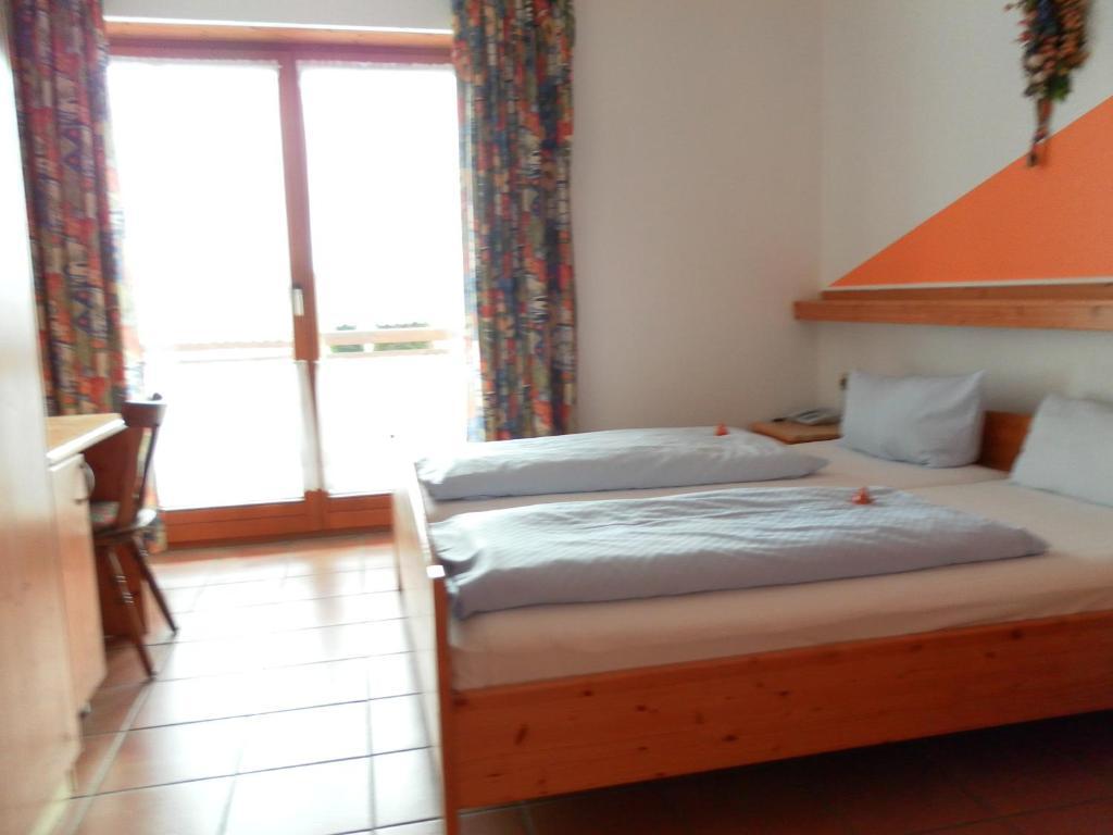Landgasthof Asum Dasing Zimmer foto
